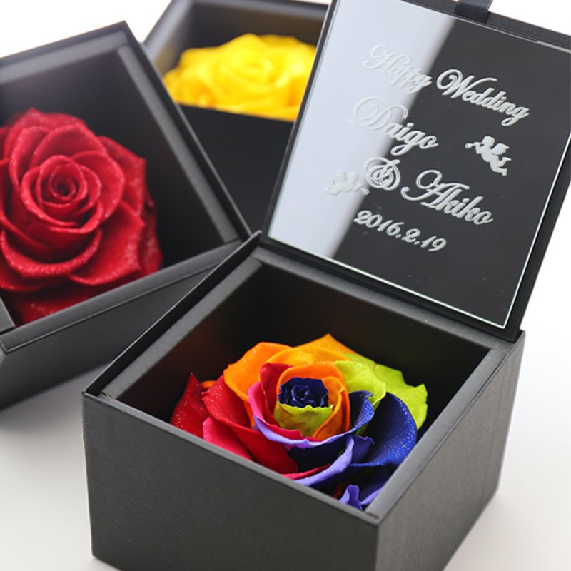 画像1: 名入れ プレゼント ギフト 名入れミラー＆ダイヤモンドローズ プリザーブドフラワーボックス 名入れ 【  名前入り  】花 誕生日 結婚記念 プレゼント 最短 実用的 2026 (1)
